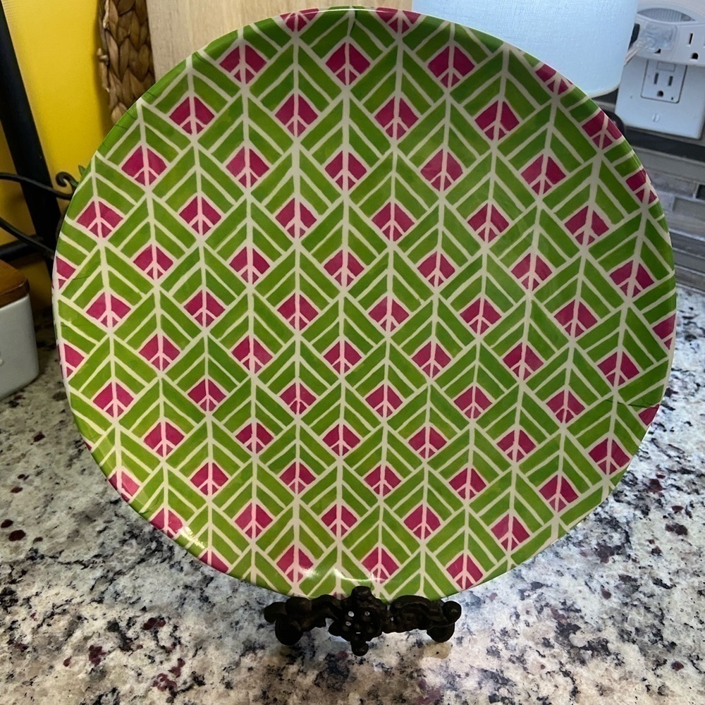 Novogratz Pink and Green set of 4 melamine plates